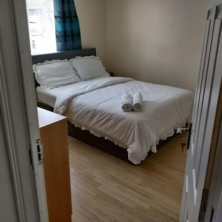 Hotel Beautiful House In Ruislip Northwood  Esterno foto