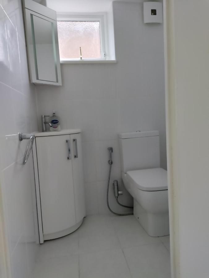 Hotel Beautiful House In Ruislip Northwood  Esterno foto